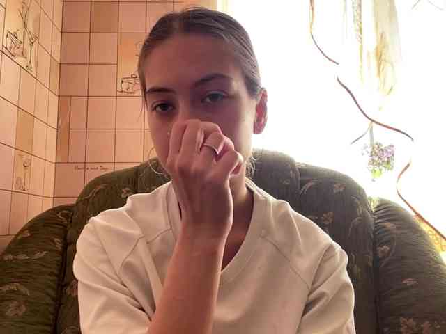 RonnaWillow webcam
