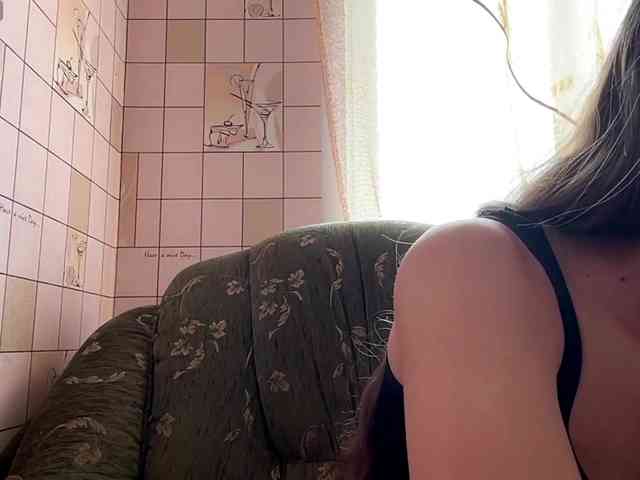 RonnaWillow webcam