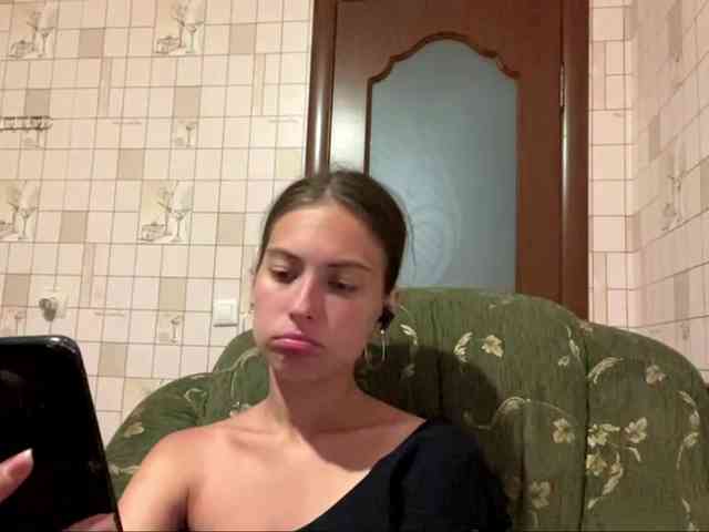 RonnaWillow webcam