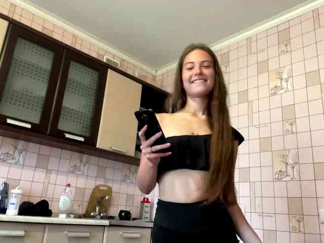 RonnaWillow webcam