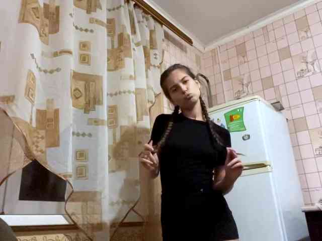 RonnaWillow webcam