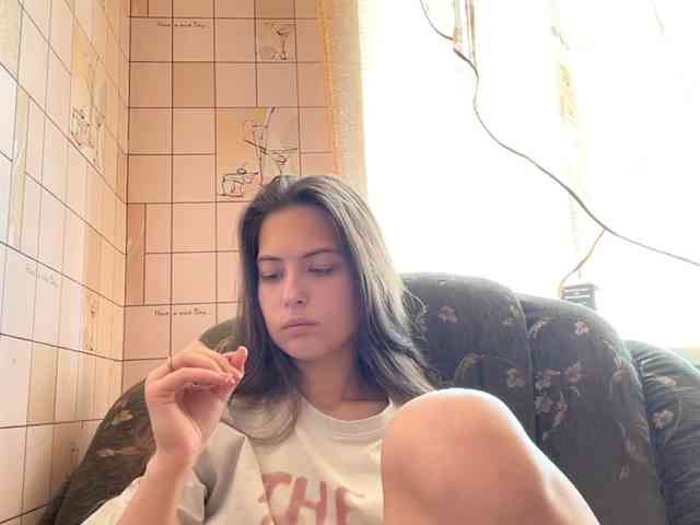 RonnaWillow webcam