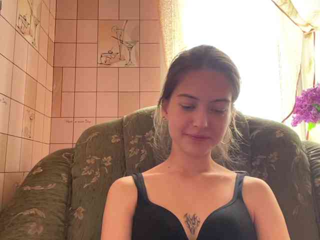 RonnaWillow webcam