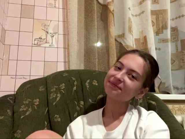 RonnaWillow webcam