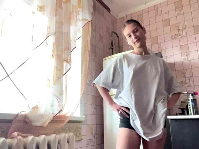 RonnaWillow webcam