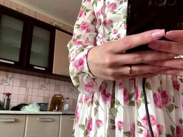 RonnaWillow webcam