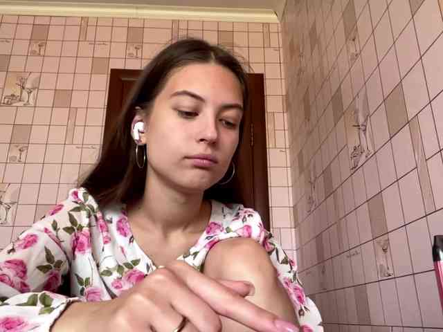 RonnaWillow webcam