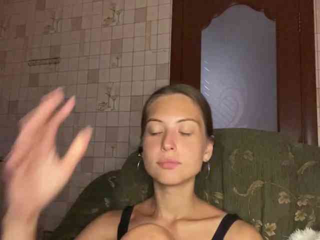 RonnaWillow webcam