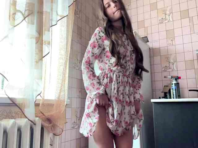 RonnaWillow webcam