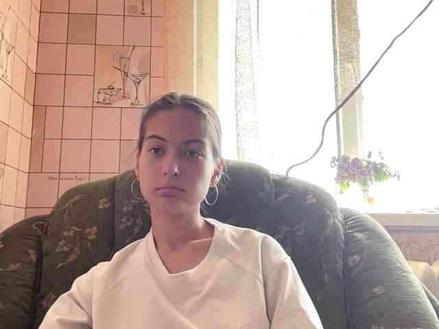 RonnaWillow webcam