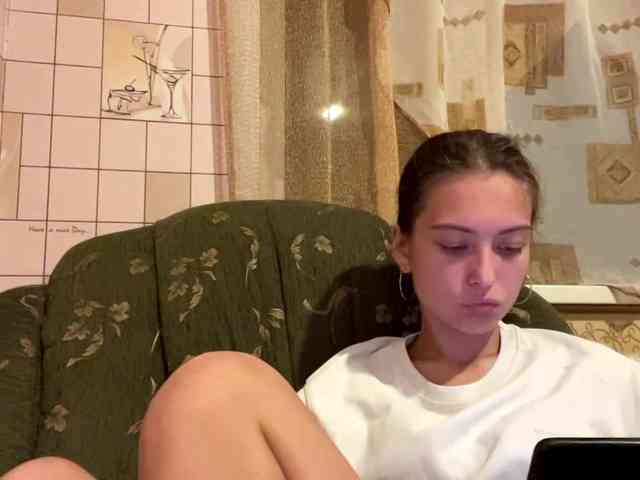 RonnaWillow webcam