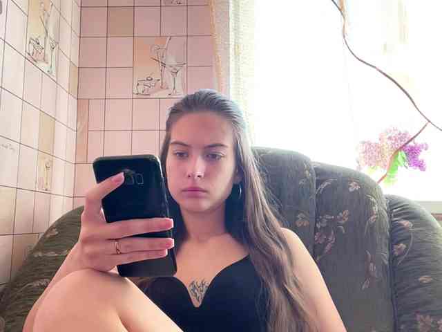 RonnaWillow webcam