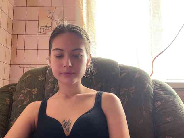 RonnaWillow webcam