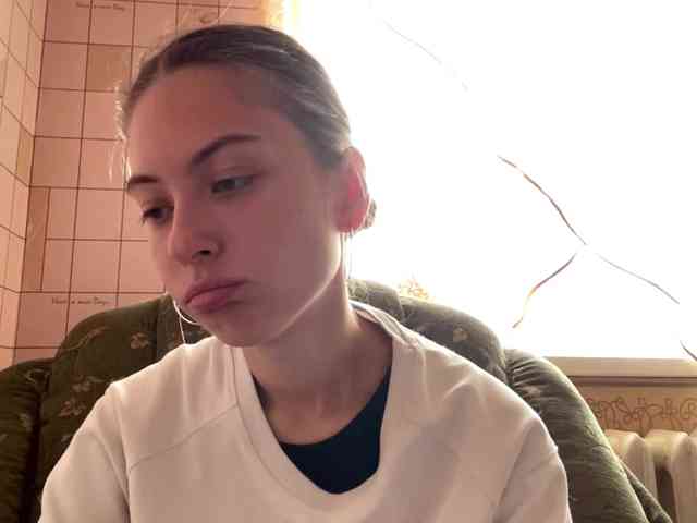 RonnaWillow webcam