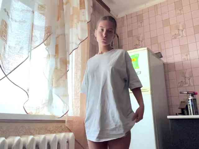 RonnaWillow webcam