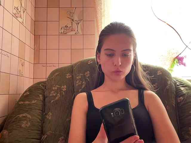 RonnaWillow webcam