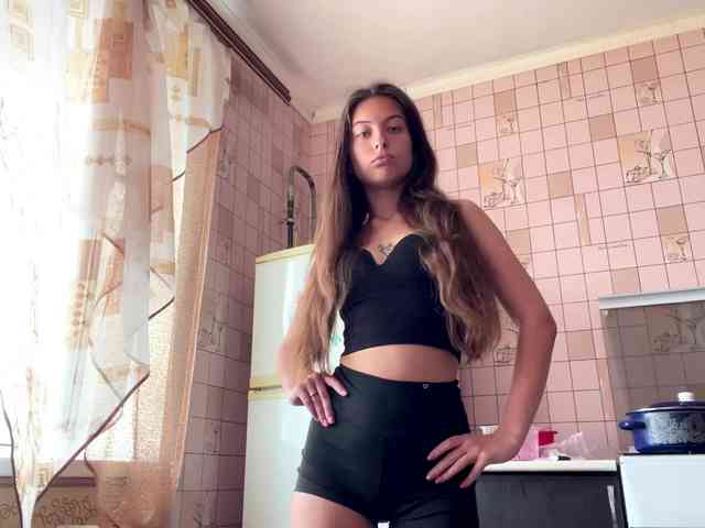 RonnaWillow webcam