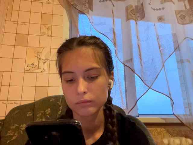 RonnaWillow webcam