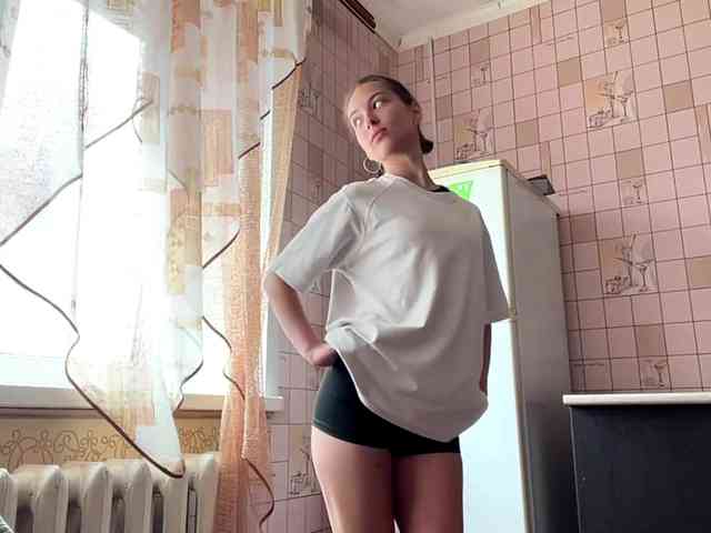 RonnaWillow webcam