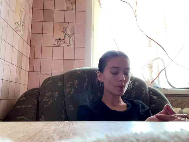 RonnaWillow webcam