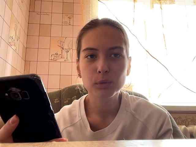 RonnaWillow webcam