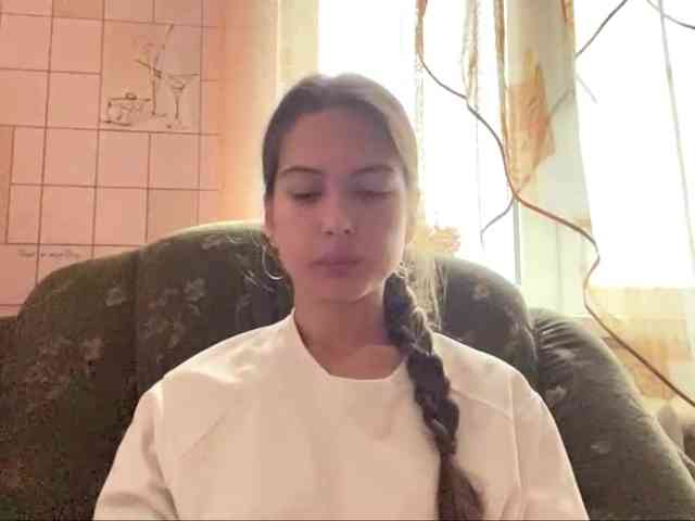 RonnaWillow webcam