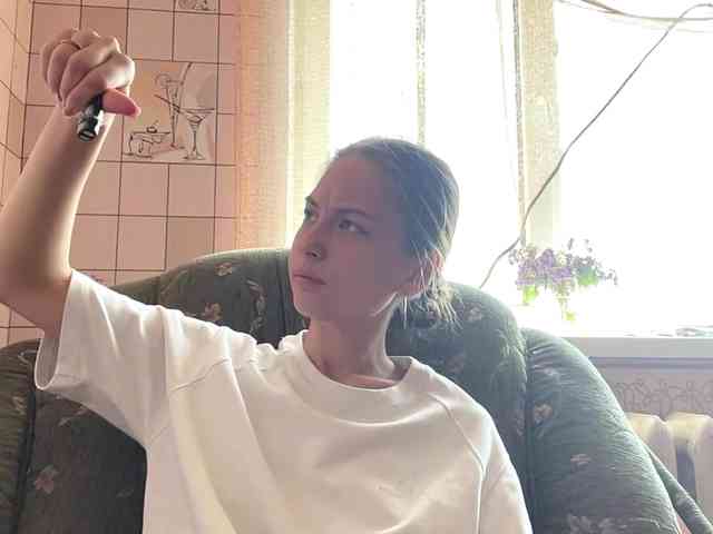 RonnaWillow webcam