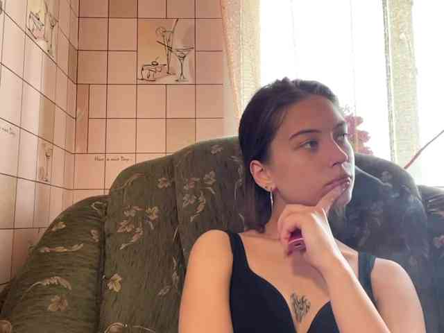 RonnaWillow webcam