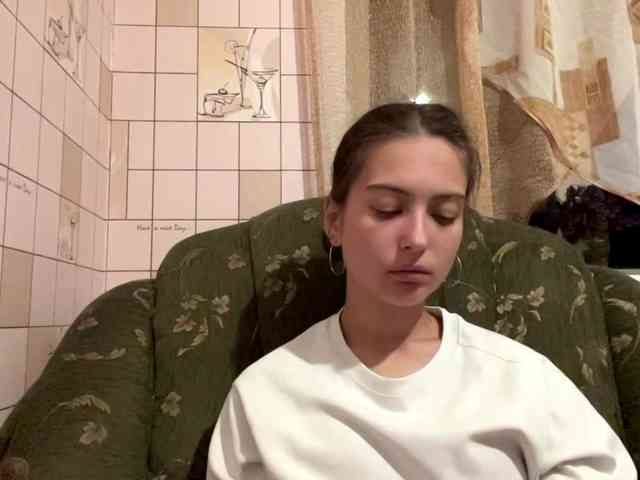 RonnaWillow webcam