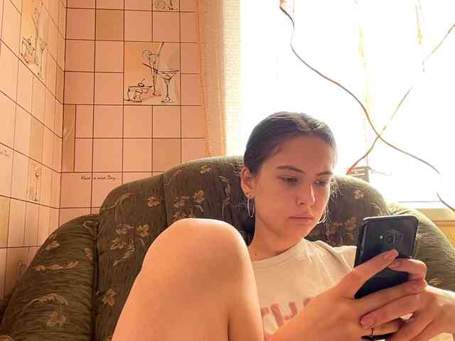 RonnaWillow webcam