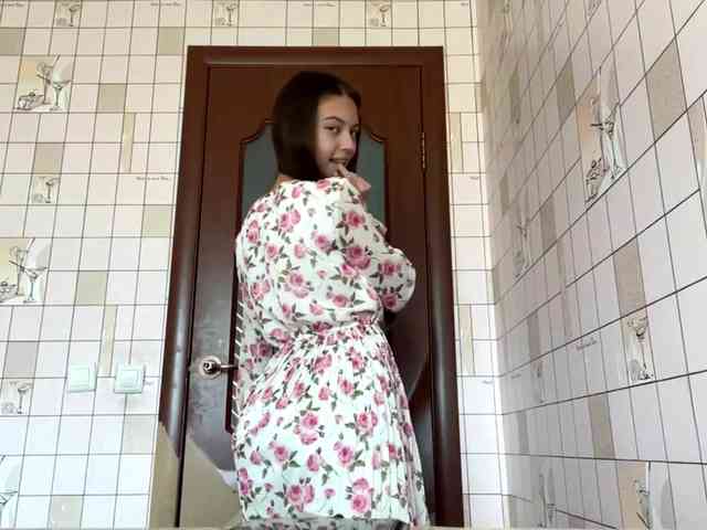 RonnaWillow webcam