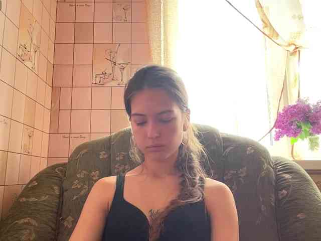 RonnaWillow webcam