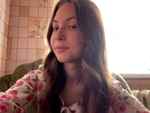 RonnaWillow webcam