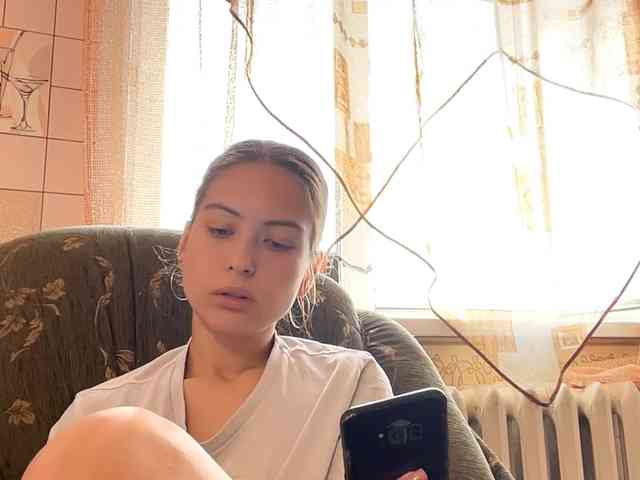 RonnaWillow webcam
