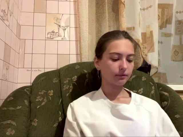 RonnaWillow webcam