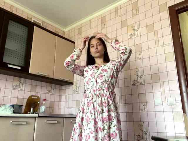 RonnaWillow webcam