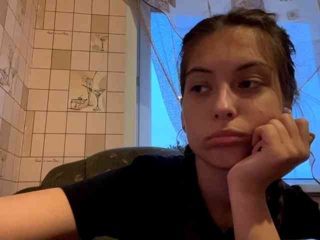 RonnaWillow webcam