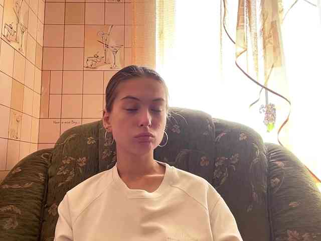 RonnaWillow webcam