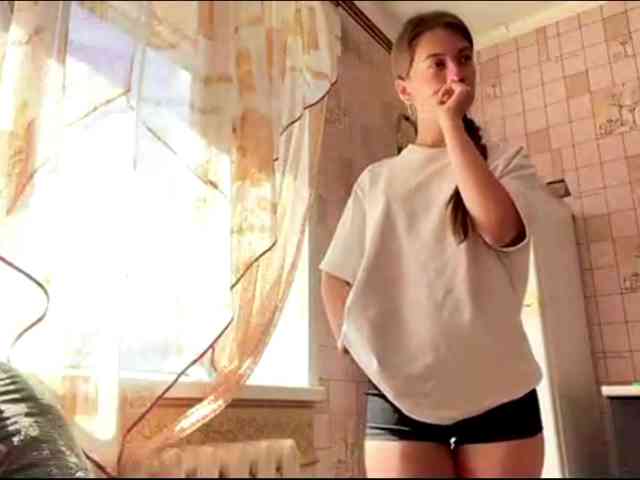 RonnaWillow webcam