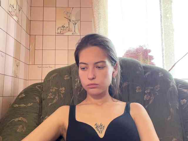 RonnaWillow webcam