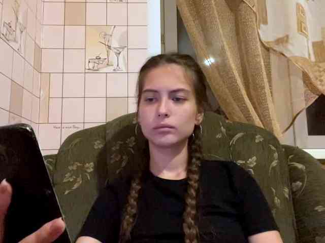 RonnaWillow webcam