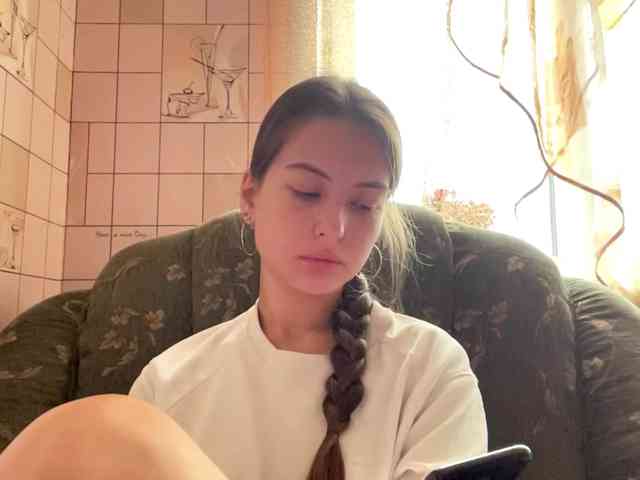 RonnaWillow webcam