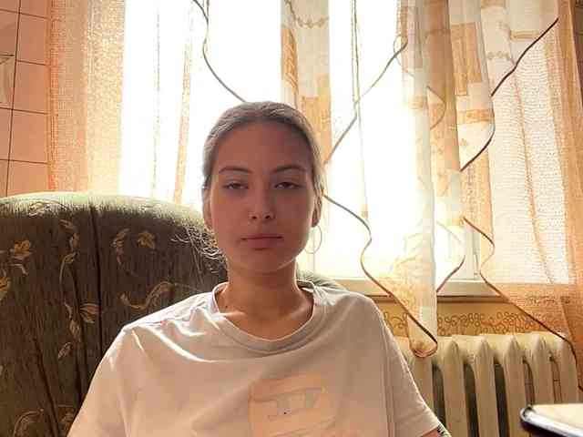 RonnaWillow webcam