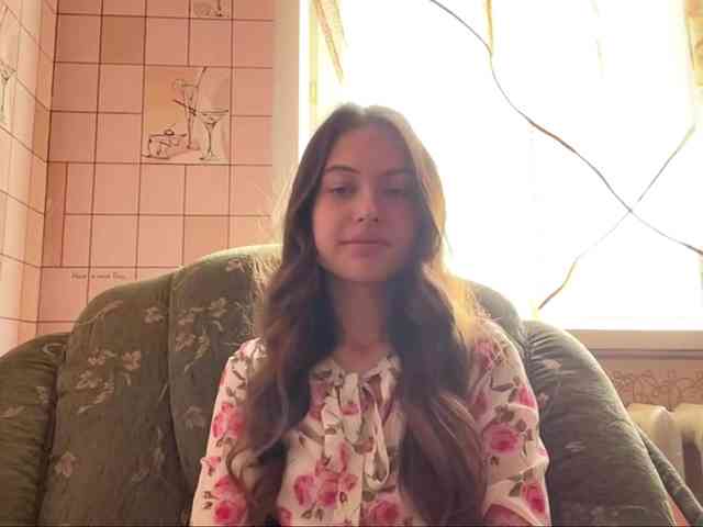RonnaWillow webcam