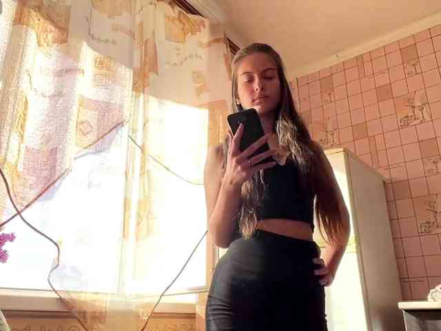 RonnaWillow webcam