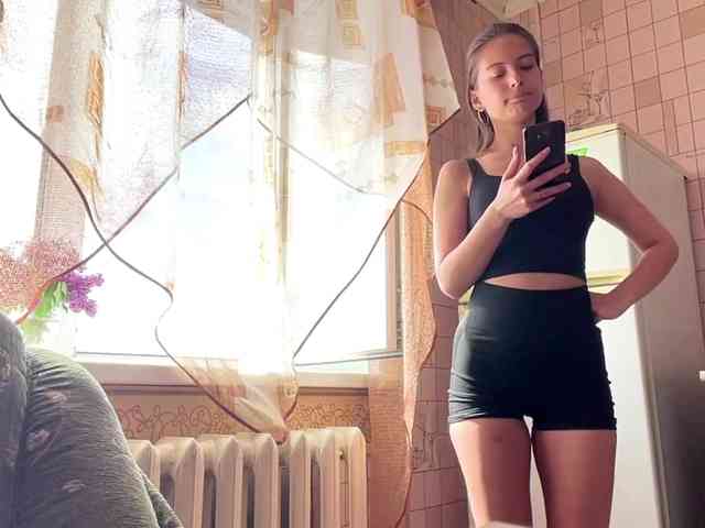RonnaWillow webcam