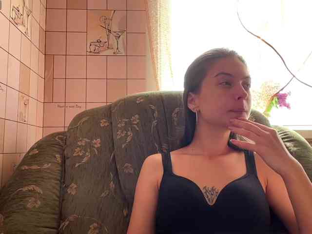 RonnaWillow webcam