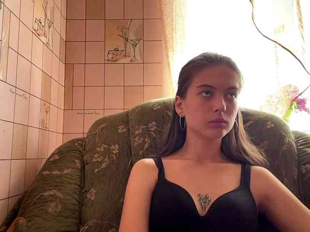 RonnaWillow webcam