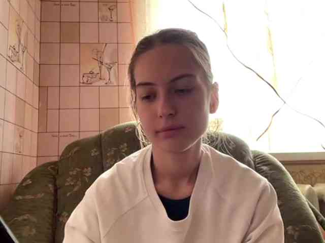 RonnaWillow webcam