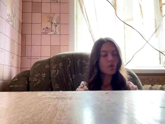 RonnaWillow webcam